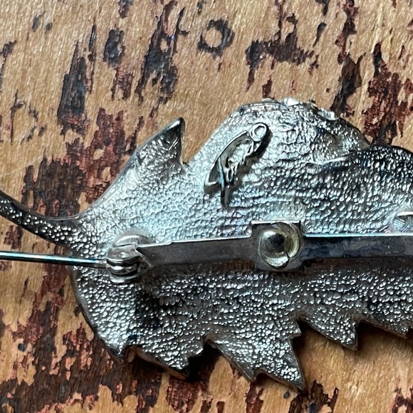 vintage pin - Picture 3 of 4